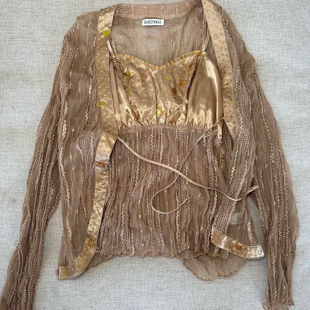 most stunning fairy esc 2 piece gold top fits like small - medium
